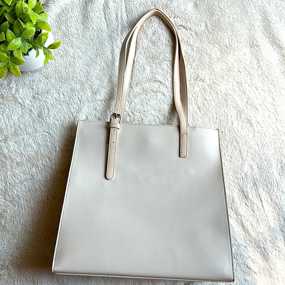 DAVID JONES Paris Cream Shoulder Bag - Picture 4 of 13